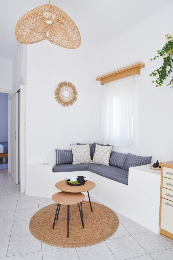 Niki Rooms Adamantas  Exterior photo
