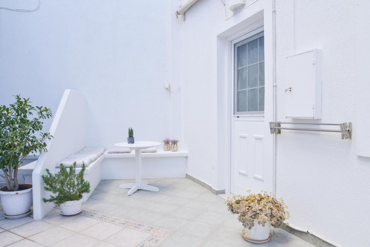 Niki Rooms Adamantas  Exterior photo